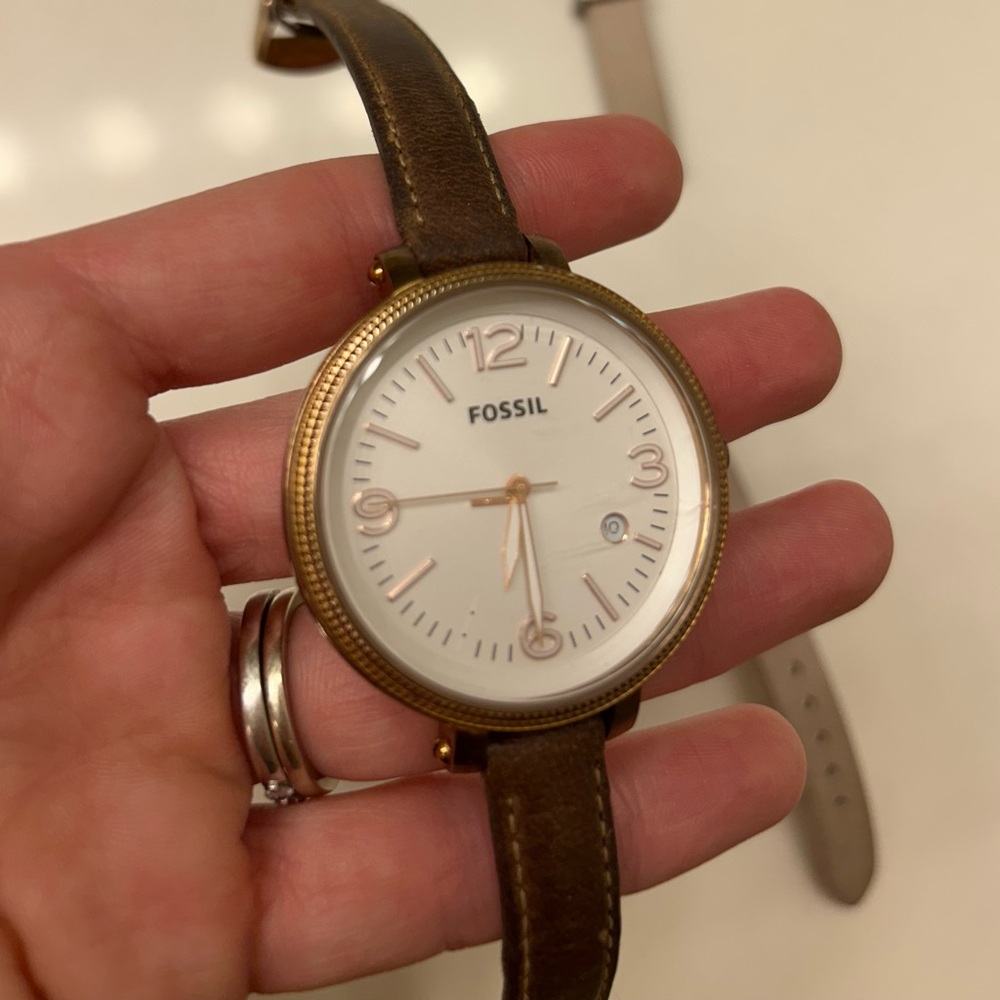 Fossil Heather Watch with Brown Leather Strap and Gold-Toned Case and White Face